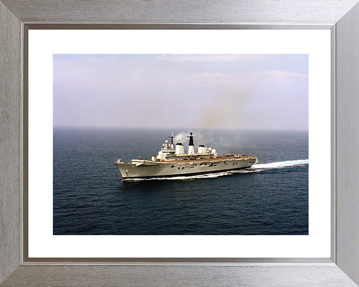 HMS Invincible R05 | Photo Print | Framed Print | Invincible Class | Aircraft Carrier | Royal Navy Hampshire Prints