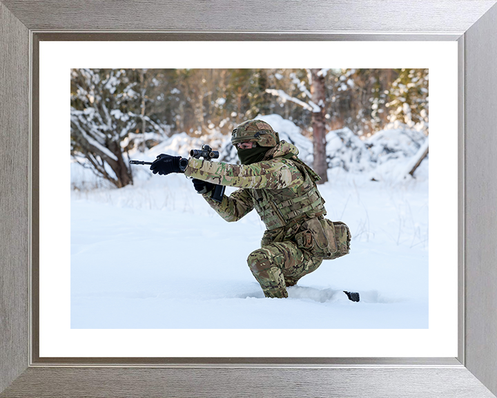 British Army Soldier Aims His Weapon in the snow Photo Print Wall Art Military Poster Posters, Prints, & Visual Artwork Hampshire Prints 10 x 8 Silver Frame Yes