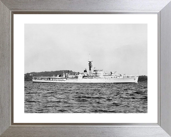 HMS Crane (U23) Royal Navy Black Swan Class Sloop Starboard Beam View Photo Print Wall Art Decor Posters, Prints, & Visual Artwork Hampshire Prints 10 x 8 Silver Frame Yes