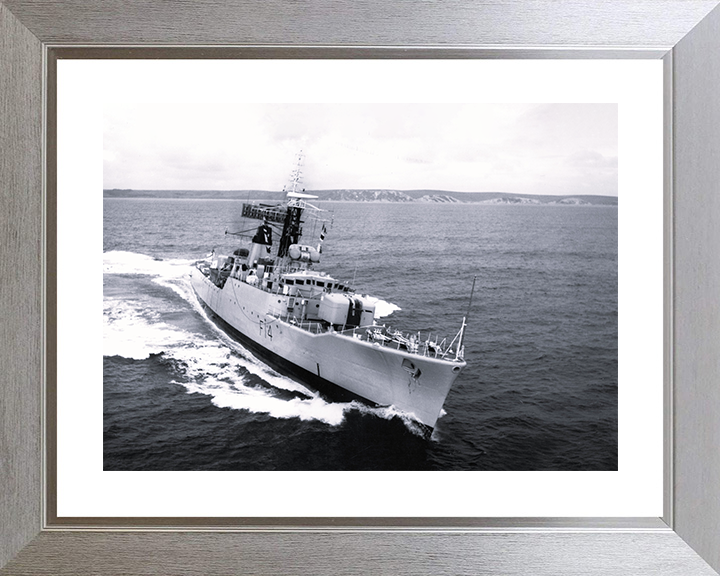 HMS Leopard (F14) Photo Print - Underway 1966 - Royal Navy Leopard Class Frigate Posters, Prints, & Visual Artwork Hampshire Prints 10 x 8 Silver Frame Yes