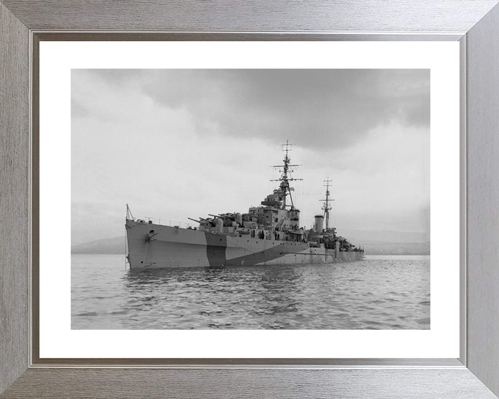 HMS Bellona (63) Royal Navy Dido Class Light Cruiser Port Side View Photo Print Wall Art Decor Posters, Prints, & Visual Artwork Hampshire Prints 10 x 8 Silver Frame Yes