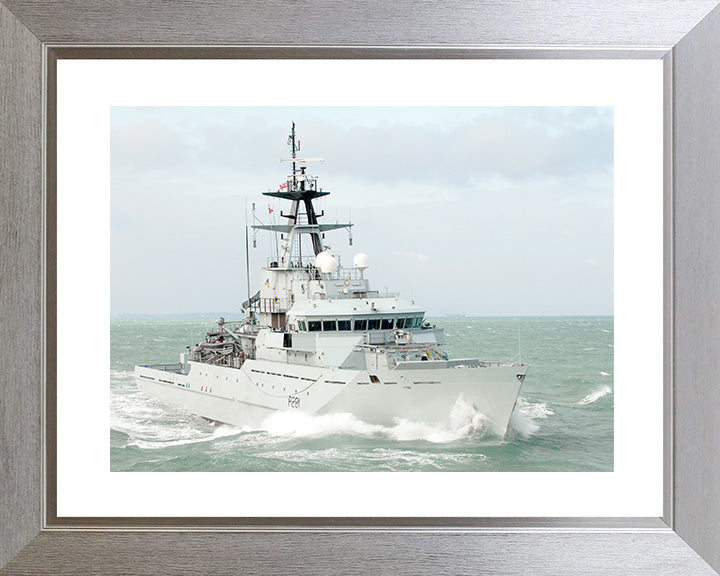 HMS Tyne P281 | Photo Print | Framed Print | River Class | Patrol Vessel | Royal Navy Hampshire Prints