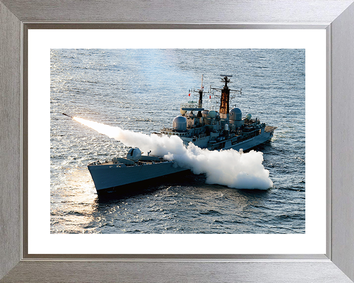 HMS Edinburgh (D97) Royal Navy Type 42 Destroyer Sea Dart Launch Photo Print Wall Art Decor Posters, Prints, & Visual Artwork Hampshire Prints 10 x 8 Silver Frame Yes