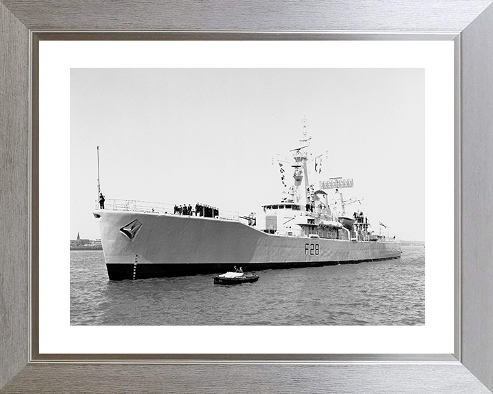 HMS Cleopatra (F28) Royal Navy Leander Class Frigate Entering Harbour Photo Print Wall Art Decor Posters, Prints, & Visual Artwork Hampshire Prints 10 x 8 Silver Frame Yes