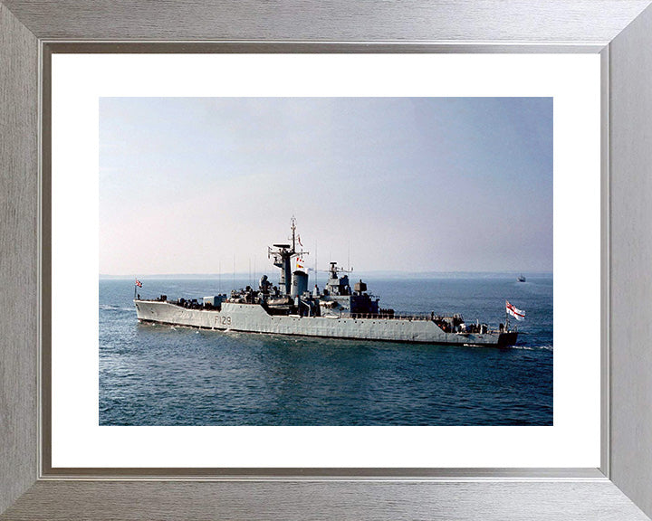 HMS Rhyl F129 | Photo Print | Framed Print | Poster | Rothesay Class | Frigate | Royal Navy Hampshire Prints