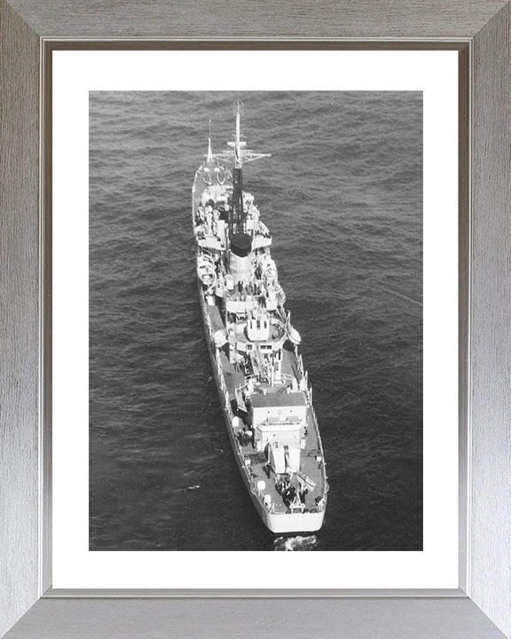 HMS Chequers (R61) Royal Navy C Class Destroyer From Above Photo Print Wall Art Decor Posters, Prints, & Visual Artwork Hampshire Prints 10 x 8 Silver Frame Yes