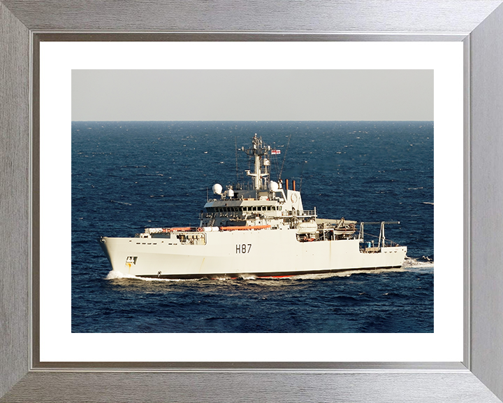 HMS Echo (H87) Royal Navy Echo Class Survey Vessel Port Side Photo Print Wall Art Decor Posters, Prints, & Visual Artwork Hampshire Prints 10 x 8 Silver Frame Yes