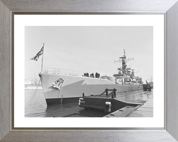 HMS Leander (F109) Photo Print - Amsterdam 1977 - Royal Navy Leander Class Frigate Hampshire Prints 10 x 8 Silver Frame Yes