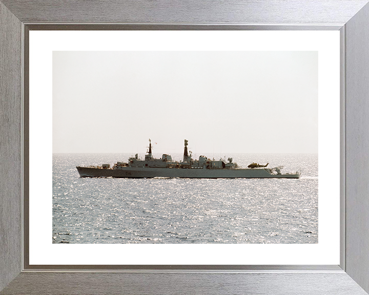 HMS Antrim (D18) Royal Navy County Class Destroyer Port Beam View Photo Print Wall Art Decor Posters, Prints, & Visual Artwork Hampshire Prints 10 x 8 Silver Frame Yes