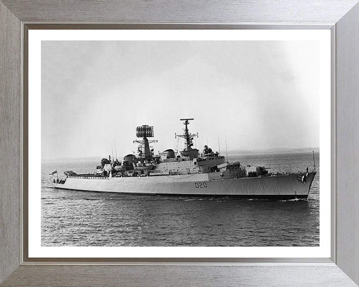 HMS Fife D20 | Photo Print | Framed Print | Poster | County Class | Destroyer | Royal Navy Posters, Prints, & Visual Artwork Hampshire Prints