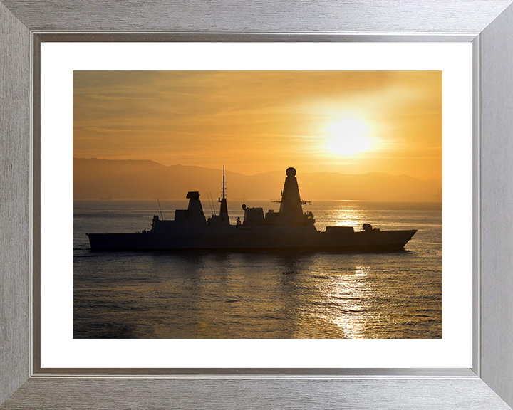 HMS Dauntless (D33) Royal Navy Type 45 Destroyer Sunset Silhouette Photo Print Wall Art Decor Posters, Prints, & Visual Artwork Hampshire Prints 10 x 8 Silver Frame Yes