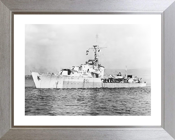 HMS Chevron (R51) Royal Navy C Class Destroyer Port Side View Photo Print Wall Art Decor Posters, Prints, & Visual Artwork Hampshire Prints 10 x 8 Silver Frame Yes