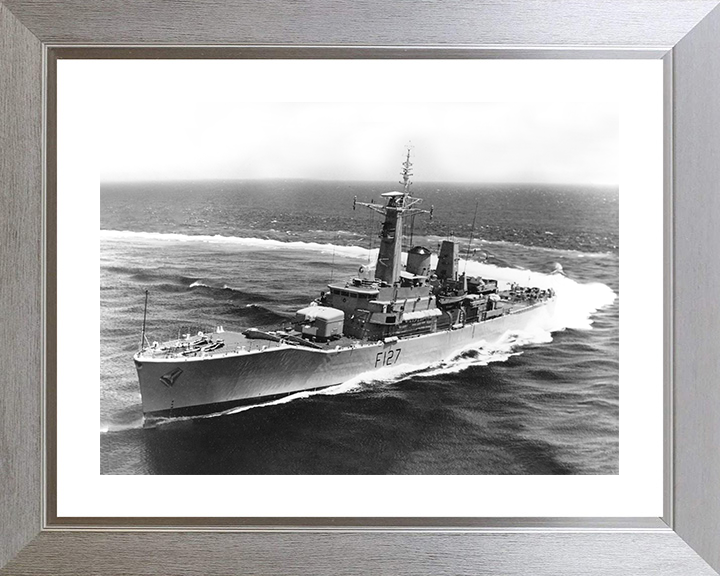 HMS Penelope (F127) Photo Print - Port View at sea - Royal Navy Leander Class Frigate Posters, Prints, & Visual Artwork Hampshire Prints 10 x 8 Silver Frame Yes