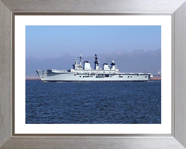 HMS Illustrious (R06) Photo Print - Port Amsterdam 2009 - Royal Navy Invincible Class Aircraft Carrier Hampshire Prints 10 x 8 Silver Frame Yes