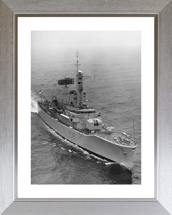 HMS Naiad F39 | Photo Print | Framed Print | Poster | Leander Class | Frigate | Royal Navy Hampshire Prints
