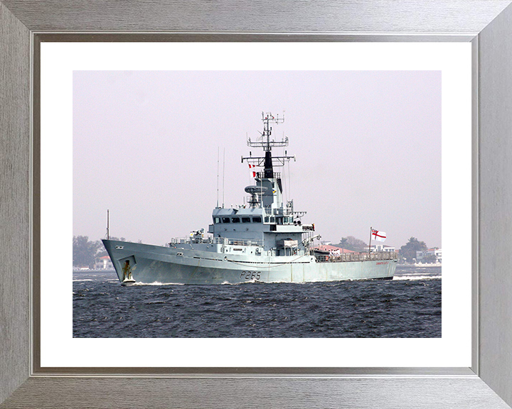 HMS Dumbarton Castle (P265) Royal Navy Castle Class Patrol Vessel Port Side Photo Print Wall Art Decor Posters, Prints, & Visual Artwork Hampshire Prints 10 x 8 Silver Frame Yes