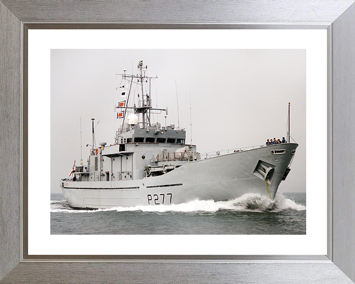 HMS Anglesey (P277) Royal Navy Island Class Patrol Vessel Underway Photo Print Wall Art Decor Posters, Prints, & Visual Artwork Hampshire Prints 10 x 8 Silver Frame Yes