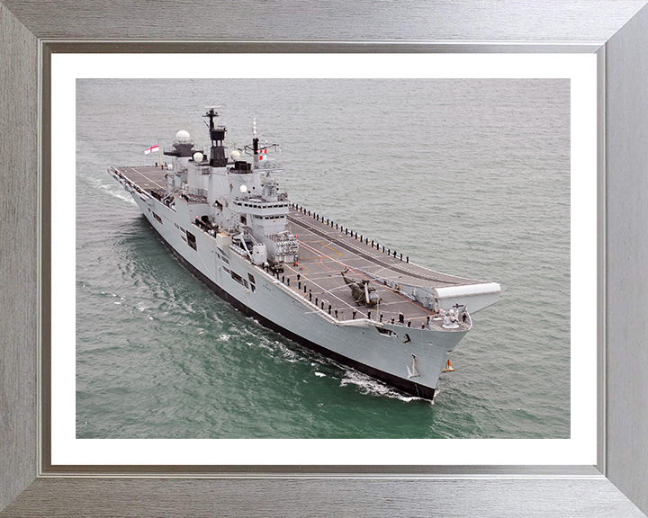 HMS Illustrious R06 | Photo Print | Framed Print | Invincible Class | Aircraft Carrier | Royal Navy Hampshire Prints