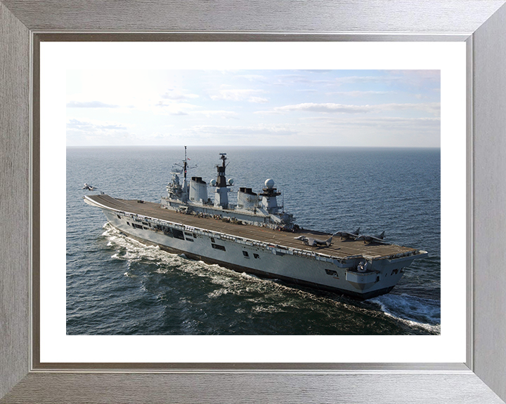 HMS Illustrious (R06) Photo Print - At Sea 2009 - Royal Navy Invincible Class Aircraft Carrier Hampshire Prints 10 x 8 Silver Frame Yes