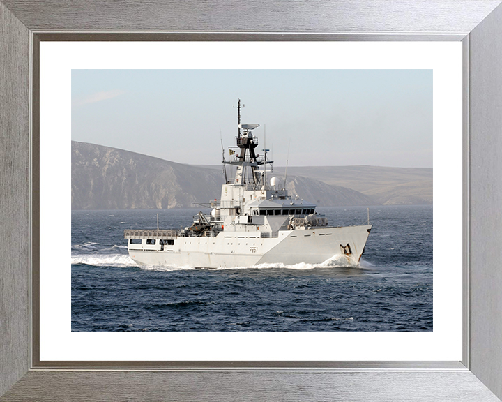 HMS Clyde (P257) Royal Navy River Class Patrol Vessel Low Starboard Bow View Photo Print Wall Art Decor Posters, Prints, & Visual Artwork Hampshire Prints 10 x 8 Silver Frame Yes