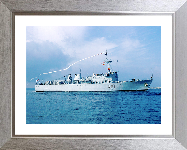 HMS Abdiel (N21) Royal Navy Abdiel Class Minelayer Photo Print Paying Off Warship Wall Art Posters, Prints, & Visual Artwork Hampshire Prints 10 x 8 Silver Frame Yes