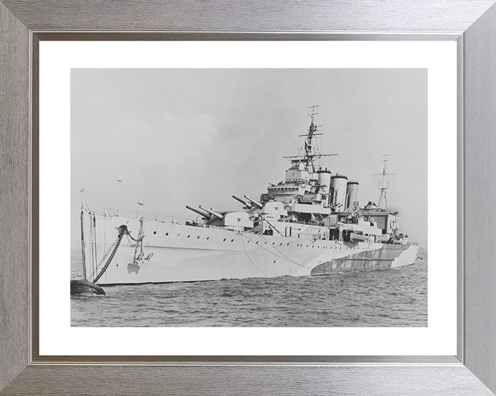 HMS Cumberland (57) Royal Navy County Class Cruiser Warship At a Buoy Photo Print Wall Art Decor Posters, Prints, & Visual Artwork Hampshire Prints 10 x 8 Silver Frame Yes