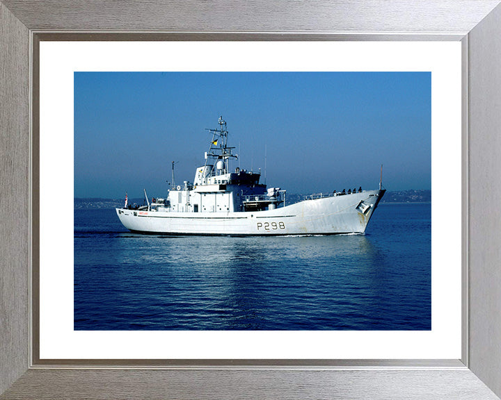 HMS Shetland P298 Royal Navy Island class Patrol Vessel Photo Print or Framed Photo Print - Hampshire Prints