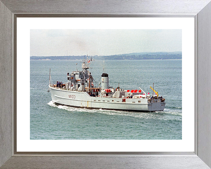HMS Alfriston (M1103) Royal Navy Ton Class Minesweeper Warship Port Side View Photo Print Wall Art Decor Posters, Prints, & Visual Artwork Hampshire Prints 10 x 8 Silver Frame Yes