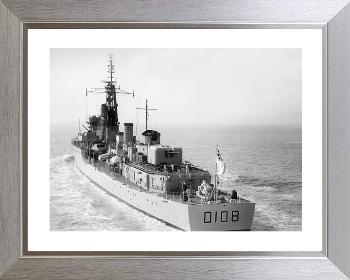 HMS Dainty (D108) Royal Navy Daring Class Destroyer Stern View 1964 Photo Print Wall Art Decor Posters, Prints, & Visual Artwork Hampshire Prints 10 x 8 Silver Frame Yes