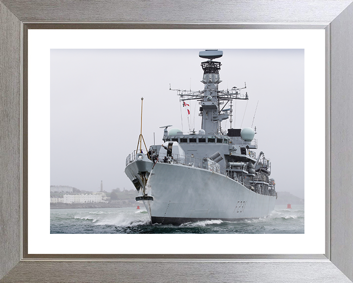 HMS Argyll (F231) Royal Navy Type 23 Frigate Low Port Bow View Photo Print Wall Art Decor Posters, Prints, & Visual Artwork Hampshire Prints 10 x 8 Silver Frame Yes