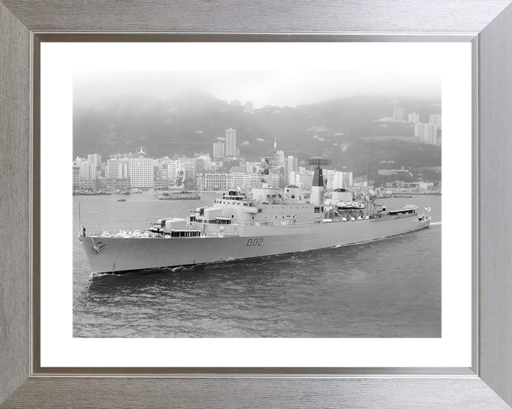 HMS Devonshire (D02) Royal Navy County Class Destroyer Leaving Harbour Photo Print Wall Art Decor Posters, Prints, & Visual Artwork Hampshire Prints 10 x 8 Silver Frame Yes