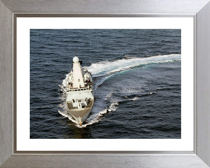 HMS Dauntless (D33) Royal Navy Type 45 Destroyer Turns To Port Photo Print Wall Art Decor Posters, Prints, & Visual Artwork Hampshire Prints 10 x 8 Silver Frame Yes