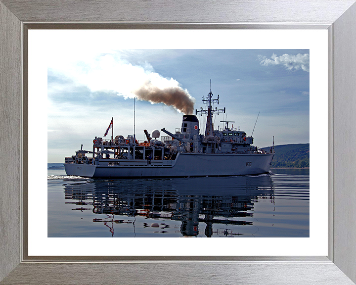 HMS Brocklesby (M33) Photo Print - Sails From HMNB Clyde 2006 - Royal Navy Hunt Class Mine Warfare Vessel Posters, Prints, & Visual Artwork Hampshire Prints 10 x 8 Silver Frame Yes