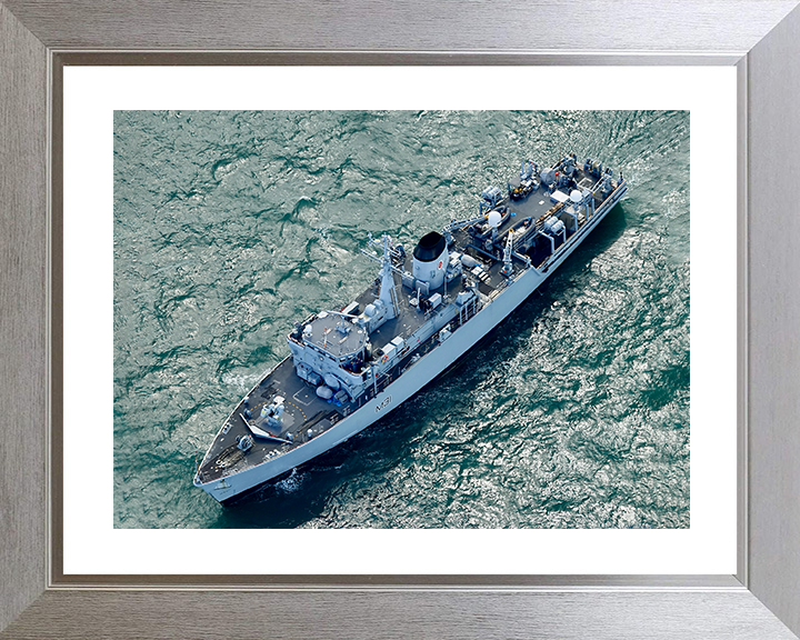 HMS Cattistock (M31) Royal Navy Hunt Class MineHunter From The Air Photo Print Wall Art Decor Posters, Prints, & Visual Artwork Hampshire Prints 10 x 8 Silver Frame Yes
