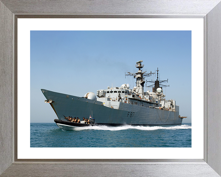 HMS Chatham (F87) Photo Print - Iraqi 2008 - Royal Navy Type 22 Frigate Posters, Prints, & Visual Artwork Hampshire Prints 10 x 8 Silver Frame Yes