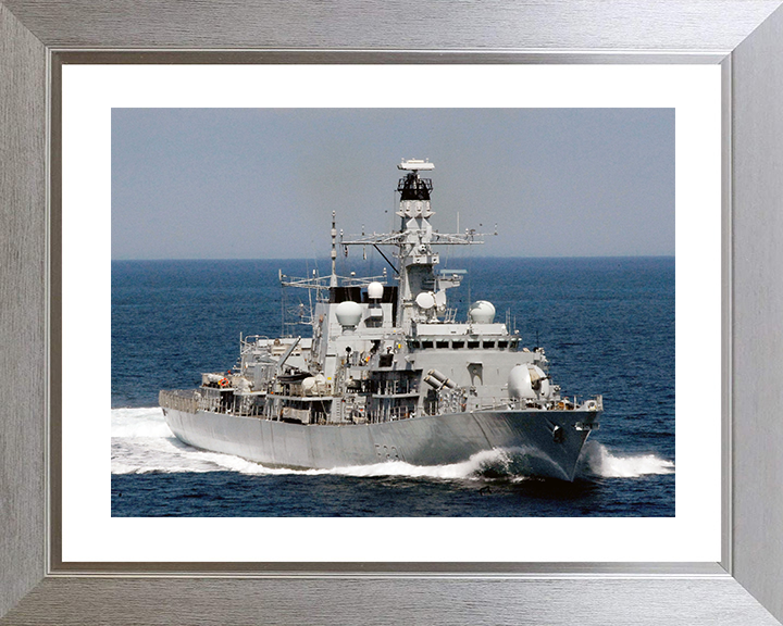 HMS Argyll (F231) Royal Navy Type 23 Frigate At Sea 2004 Photo Print Wall Art Decor Posters, Prints, & Visual Artwork Hampshire Prints 10 x 8 Silver Frame Yes