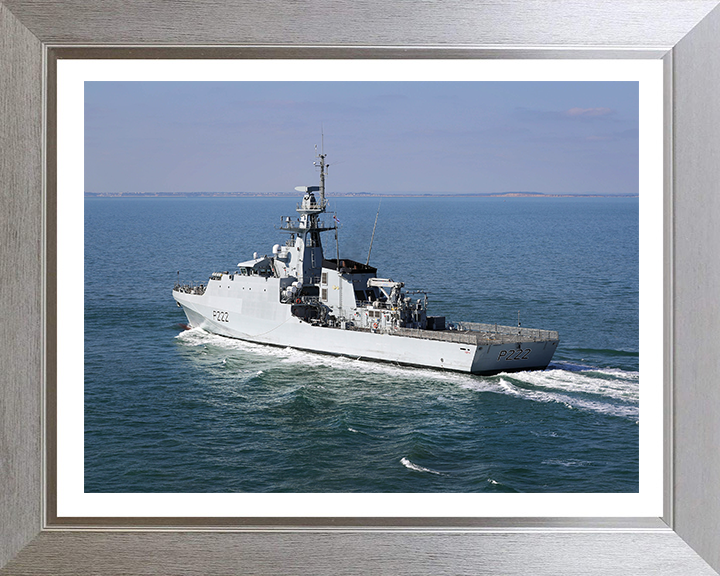 HMS Forth P222 Royal Navy River class offshore patrol vessel Photo Print or Framed Print - Hampshire Prints