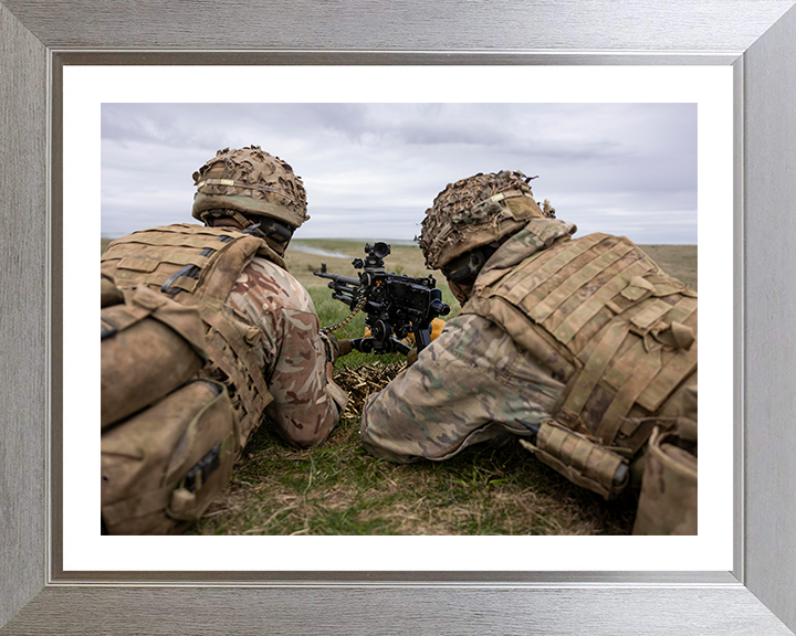 Soldiers With a GPMG Photo Print - British Army Hampshire Prints 10 x 8 Silver Frame Yes