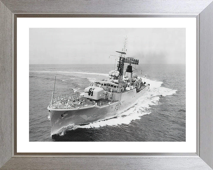 HMS Lynx F27 Royal Navy Leopard class Frigate Photo Print or Framed Print - Hampshire Prints