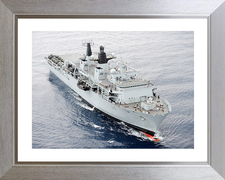 HMS Bulwark (L15) Royal Navy Albion Class Amphibious Ship At Sea 2012 Photo Print Wall Art Decor Posters, Prints, & Visual Artwork Hampshire Prints 10 x 8 Silver Frame Yes
