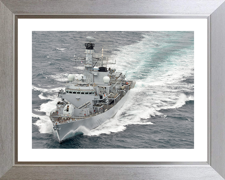 HMS Argyll (F231) Royal Navy Type 23 Frigate Underway 2014 Wall Art Photo Print Naval Decor Posters, Prints, & Visual Artwork Hampshire Prints 10 x 8 Silver Frame Yes