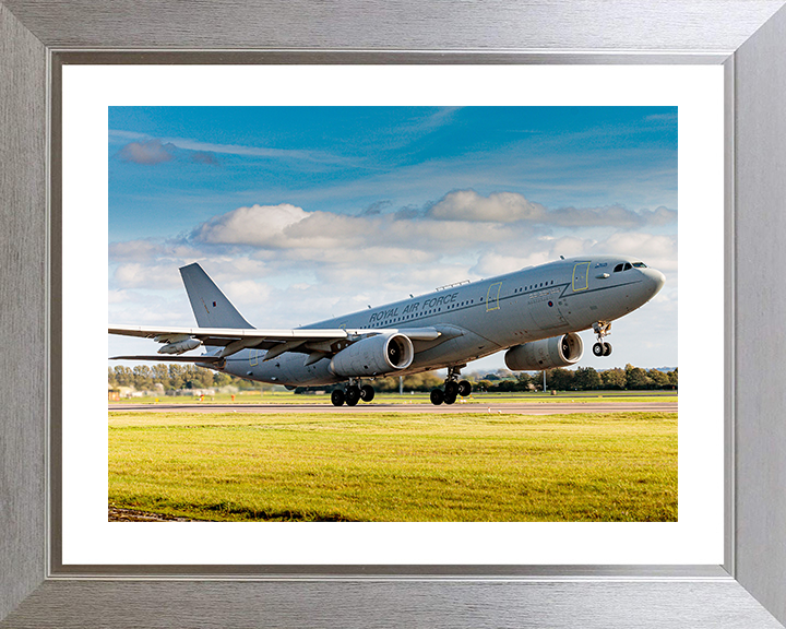 RAF Voyager aircraft Taking off Photo Print - Royal Air Force Aircraft Hampshire Prints 10 x 8 Silver Frame Yes