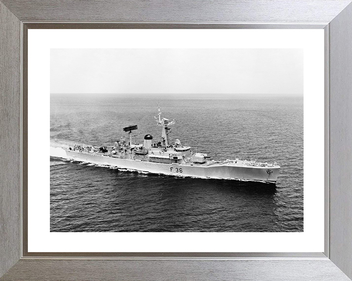 HMS Arethusa (F38) Royal Navy Leander Class Frigate Underway Starboard View Photo Print Wall Art Decor Posters, Prints, & Visual Artwork Hampshire Prints 10 x 8 Silver Frame Yes