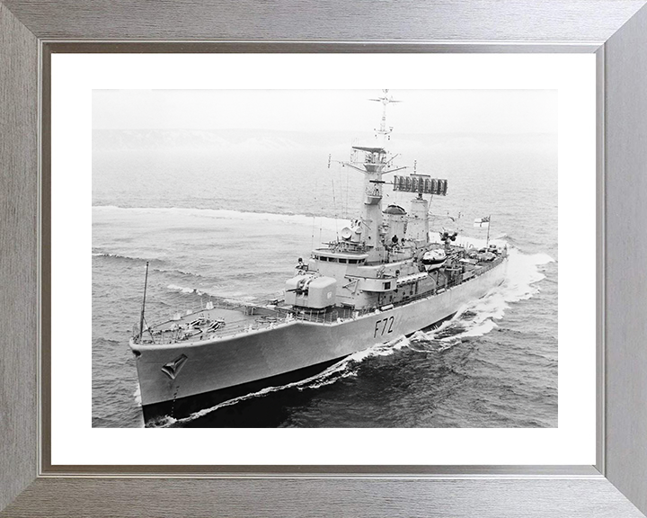 HMS Ariadne (F72) Royal Navy Leander Class Frigate Hard Turn Photo Print Wall Art Decor Posters, Prints, & Visual Artwork Hampshire Prints 10 x 8 Silver Frame Yes