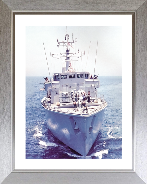 HMS Brecon (M29) Royal Navy Hunt Class Mine Warfare Vessel Bow View Photo Print Wall Art Decor Posters, Prints, & Visual Artwork Hampshire Prints 10 x 8 Silver Frame Yes