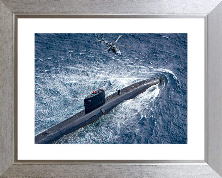 HMS Trenchant S91 Royal Navy Trafalgar class Submarine Photo Print or Framed Print - Hampshire Prints