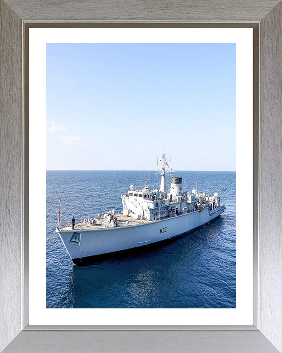HMS Ledbury M30 | Photo Print | Framed Print | Hunt Class | Minesweeper | Royal Navy Hampshire Prints