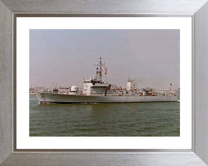 HMS Swift P243 | Photo Print | Framed Print | Peacock Class | Patrol Vessel | Royal Navy Hampshire Prints
