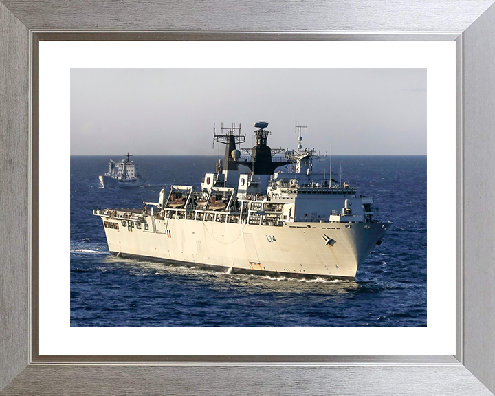 HMS Albion (L14) Royal Navy Albion Class Amphibious Ship Starboard Bow View Photo Print Wall Art Naval Decor Posters, Prints, & Visual Artwork Hampshire Prints 10 x 8 Silver Frame Yes