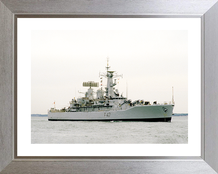 HMS Danae (F47) Royal Navy Leander Class Frigate Entering Harbour Photo Print Wall Art Decor Posters, Prints, & Visual Artwork Hampshire Prints 10 x 8 Silver Frame Yes
